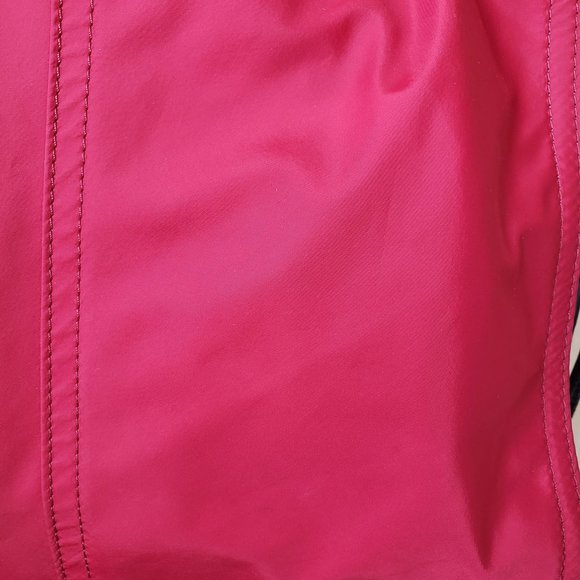 Burberry, Buckleigh Red Nylon/ Black Leather Tote w/  Side Toggles - Picture 13 of 15